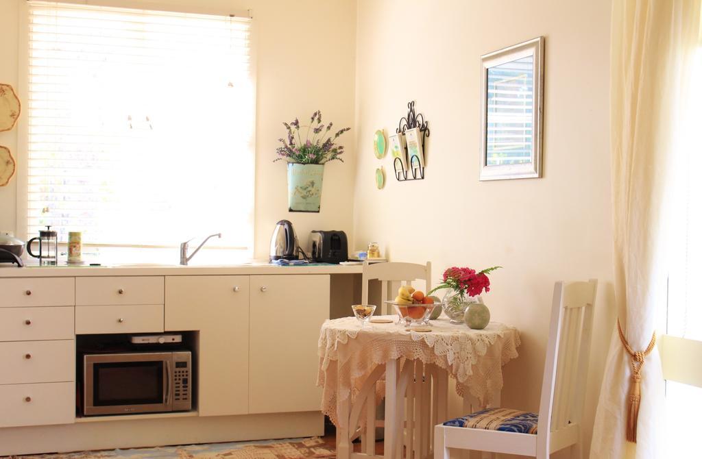 Bed and Breakfast Annies B And B Уоркворт Номер фото